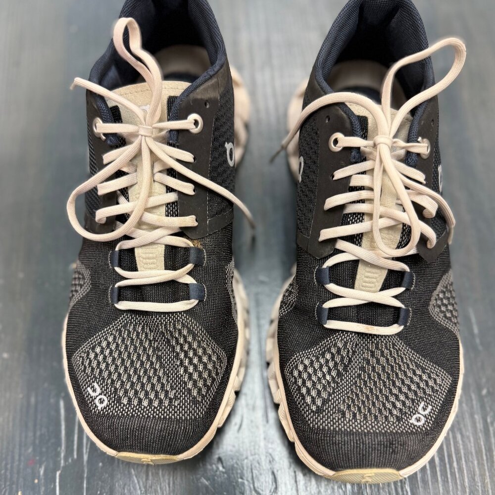 ON CLOUD X BLACK Women Size 7.5 Runnng Shoe
